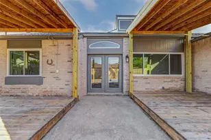 15706 Dunmoor Dr, Houston, TX 77059 - Photo 37