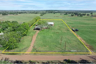 1055 Cr 214, Weimar, TX 78962 - Photo 1