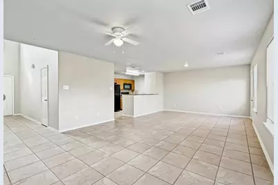 12011 Hira Lake Drive, Houston, TX 77099 - Photo 9