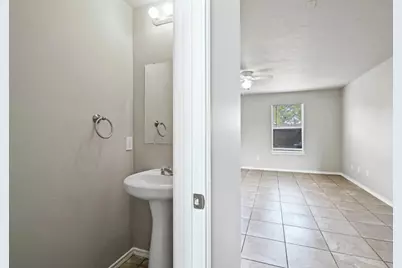 12011 Hira Lake Drive, Houston, TX 77099 - Photo 5