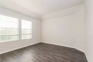 12623 Sai Baba Dr, Houston, TX 77038 - Photo 9