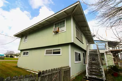 107 Admiral Lane, Freeport, TX 77541 - Photo 3