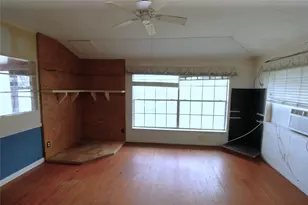 107 Admiral Ln, Freeport, TX 77541 - Photo 21