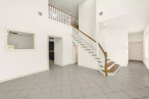 10535 Emnora Ln, Houston, TX 77043 - Photo 5