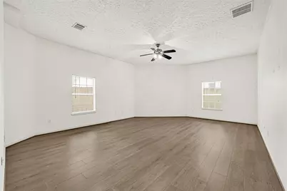 10535 Emnora Lane, Houston, TX 77043 - Photo 21