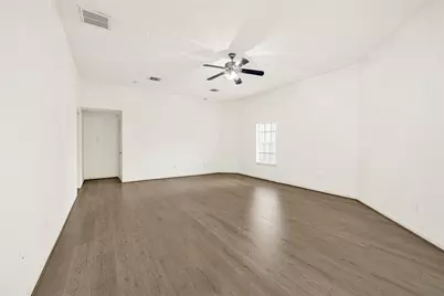 10535 Emnora Lane, Houston, TX 77043 - Photo 19