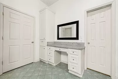 10535 Emnora Lane, Houston, TX 77043 - Photo 9