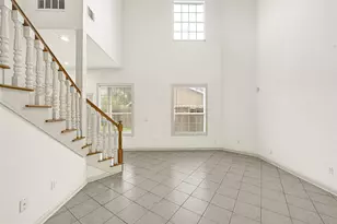10535 Emnora Ln, Houston, TX 77043 - Photo 3