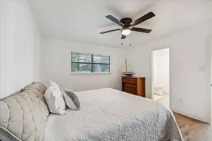 411 Southwood Shores Dr, Coldspring, TX 77331 - Photo 15