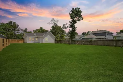 3708 Avenue S Street W, Santa Fe, TX 77510 - Photo 3