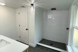 1219 5th St, Rosenberg, TX 77471 - Photo 9