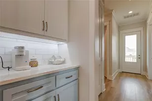 4010 Miramar Ct, Galveston, TX 77554 - Photo 17