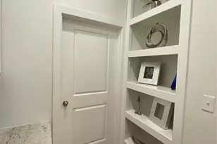 1901 Post Oak Blvd, Houston, TX 77056 - Photo 9