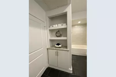 1901 Post Oak Boulevard #3503, Houston, TX 77056 - Photo 31