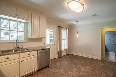 755 N 23rd Street, Beaumont, TX 77706 - Photo 15