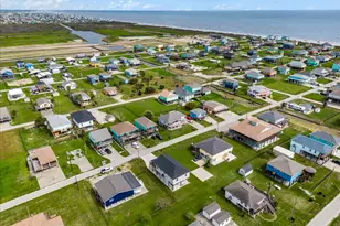 961 Palmetto Dr, Crystal Beach, TX 77650 - Photo 47