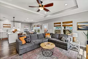 961 Palmetto Dr, Crystal Beach, TX 77650 - Photo 13