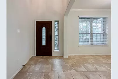 110 S Sawbridge Circle, Spring, TX 77389 - Photo 5