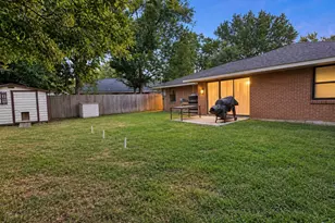 904 Sherwood Dr, Pasadena, TX 77502 - Photo 13