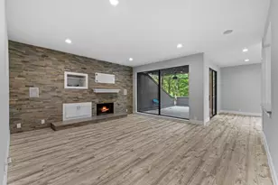 282 Litchfield Ln, Houston, TX 77024 - Photo 7