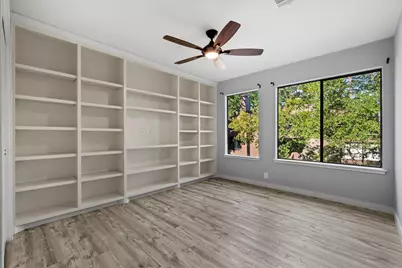 282 Litchfield Lane, Houston, TX 77024 - Photo 39