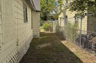 6810 Bleker St, Houston, TX 77016 - Photo 39