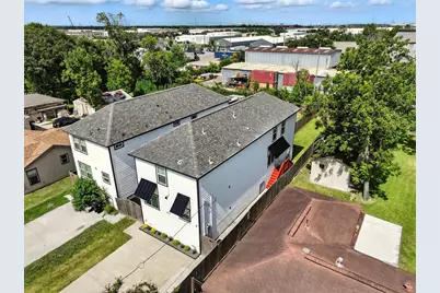 4112 Majestic Street #AB, Houston, TX 77026 - Photo 31