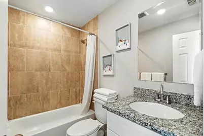 4112 Majestic Street #AB, Houston, TX 77026 - Photo 7