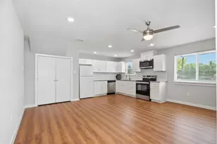 4112 Majestic St, Houston, TX 77026 - Photo 15