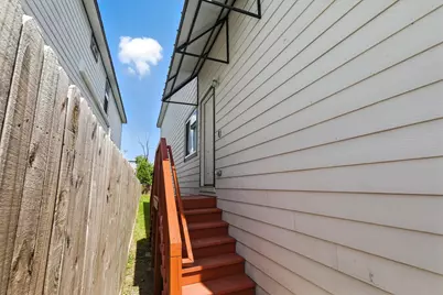 4112 Majestic Street #AB, Houston, TX 77026 - Photo 13