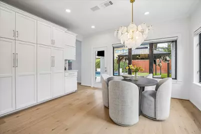 4614 Spruce Street, Bellaire, TX 77401 - Photo 15