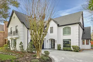 4614 Spruce St, Bellaire, TX 77401 - Photo 1