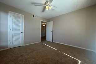 12550 Whittington Dr, Houston, TX 77077 - Photo 7