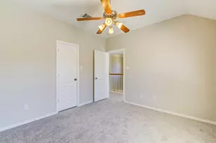 8402 Terrace Brook Dr, Houston, TX 77040 - Photo 21