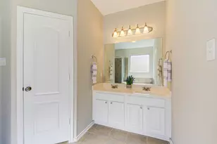 8402 Terrace Brook Dr, Houston, TX 77040 - Photo 13