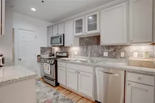 2520 Robinhood St, Houston, TX 77005 - Photo 11