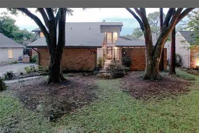 1234 Sugar Creek Boulevard, Sugar Land, TX 77478 - Photo 5