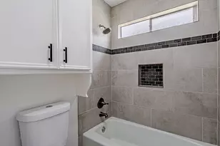 3406 Forest Village Dr, Houston, TX 77339 - Photo 35