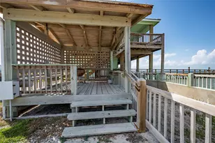 740 Copano Cove, Rockport, TX 78382 - Photo 9