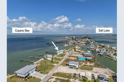 740 Copano Cove, Rockport, TX 78382 - Photo 3
