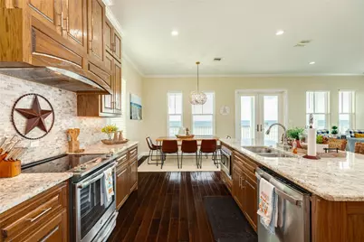 12035 Sand Dollar Beach Drive, Galveston, TX 77554 - Photo 9
