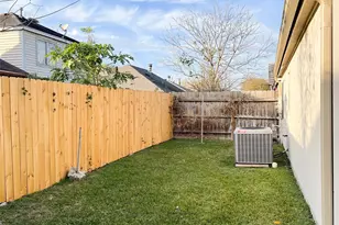 6522 Grandvale Dr, Houston, TX 77072 - Photo 33