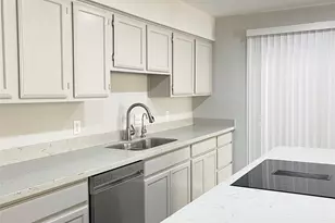 6522 Grandvale Dr, Houston, TX 77072 - Photo 19