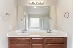 14010 Long Meadow Dr Dr, Houston, TX 77047 - Photo 19