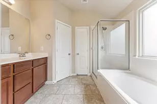 14010 Long Meadow Dr Dr, Houston, TX 77047 - Photo 17