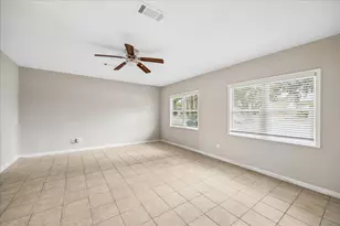 626 Sulphur St, Houston, TX 77034 - Photo 5