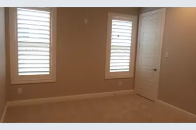 1916 Silver Point Court, Friendswood, TX 77546 - Photo 25