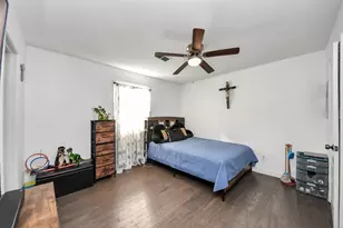 271 Trails End Dr, Cleveland, TX 77328 - Photo 19