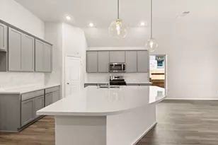 2326 Honeyberry Shrub Dr, Manvel, TX 77578 - Photo 3