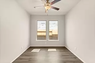 2326 Honeyberry Shrub Dr, Manvel, TX 77578 - Photo 5